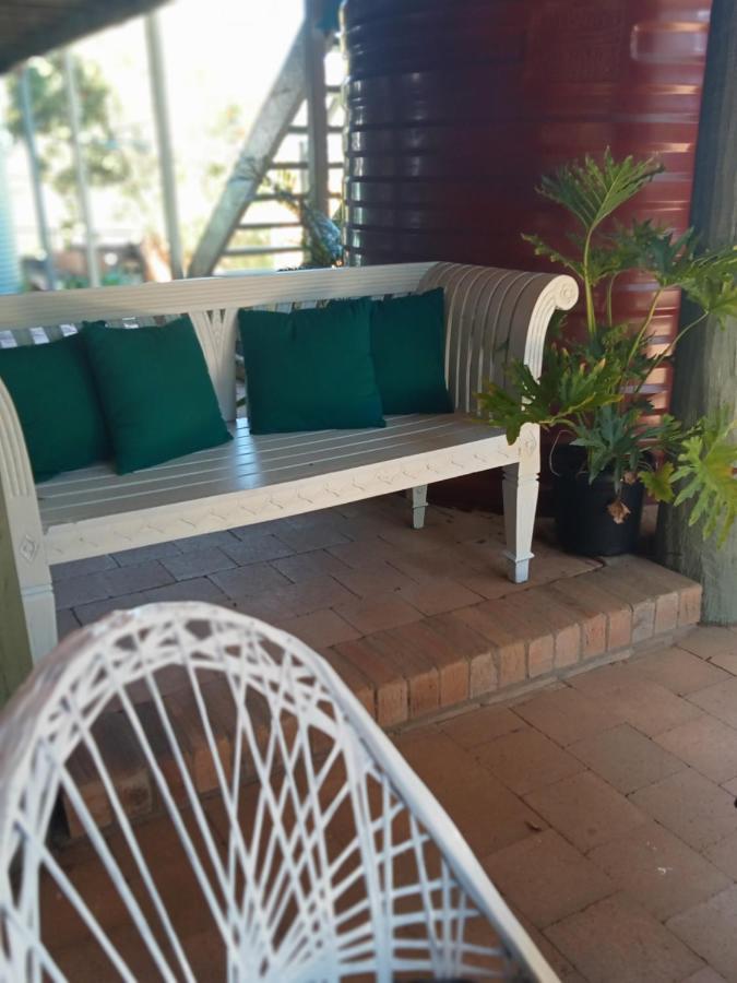Bronnies Place Hotel Gatton Exterior foto